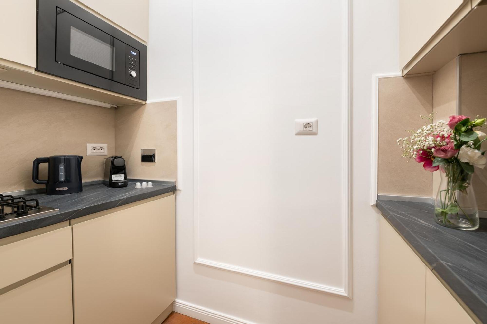 Апартаменты White Flat Termini Рим Экстерьер фото